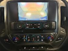 2018 Chevrolet Silverado 1500 LT-Z71 / 4x4 / Crew / Local - Photo 18