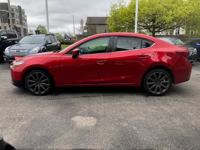 2018 Mazda Mazda3 GS NO ACCIDENTS - Photo 4