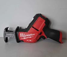 Milwaukee Hackzall 252020 (31564294)