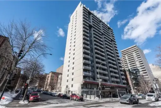 Studio Available Downtown – 15 Minutes from McGill by walking - Photo 3