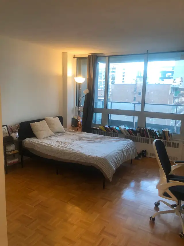 Studio Available Downtown – 15 Minutes from McGill by walking - Photo 4