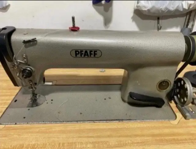 PFAFF Industrial Sewing Machine