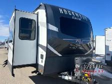 2021 Forest River RV Rockwood Signature Ultra Lite 8324SB