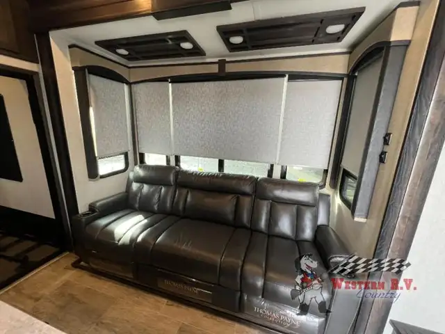 2018 Keystone RV Raptor 353TS - Photo 9