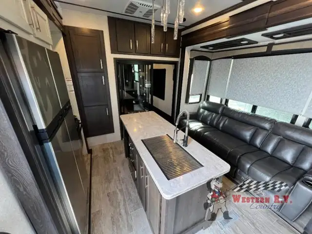 2018 Keystone RV Raptor 353TS - Photo 10