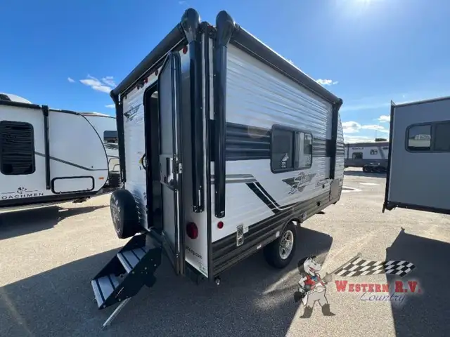 2024 Shasta RVs Compact 16BH - Photo 4