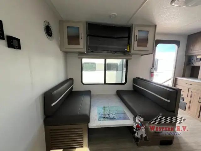 2026 Coachmen RV Freedom Express Ultra Lite 245RKS - Photo 11
