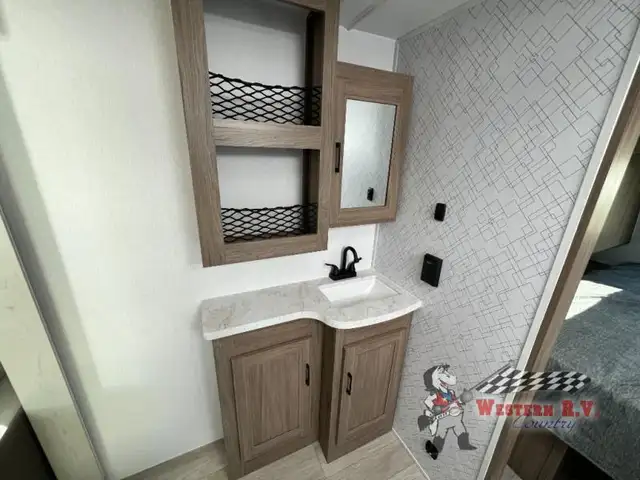 2026 Coachmen RV Freedom Express Ultra Lite 245RKS - Photo 13