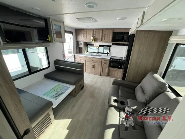 2026 Coachmen RV Freedom Express Ultra Lite 245RKS - Photo 18