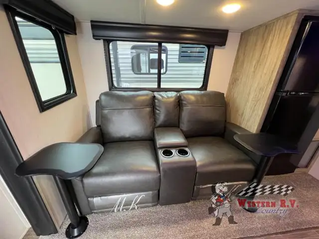 2022 Forest River RV Cherokee Alpha Wolf 22SW-L - Photo 8