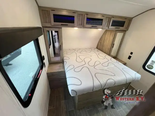 2022 Forest River RV Cherokee Alpha Wolf 22SW-L - Photo 13