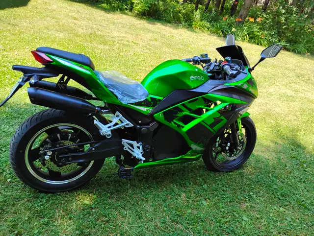 FOR SALE: 2025 Emmo Zone GTS – Electric Superbike $4900