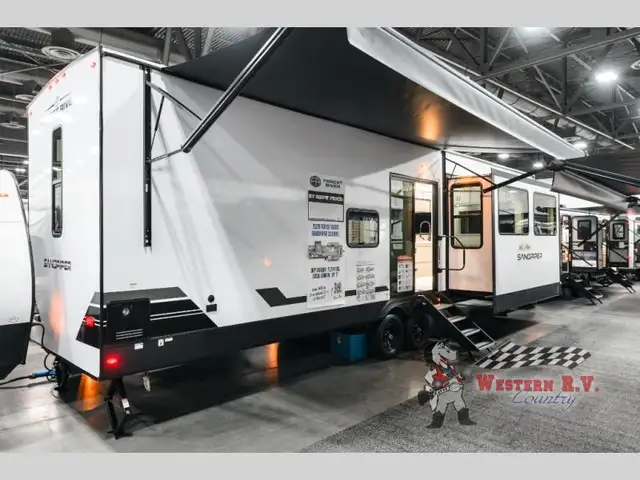 2026 Forest River RV Sandpiper Destination Trailers 389HBFL - Photo 5