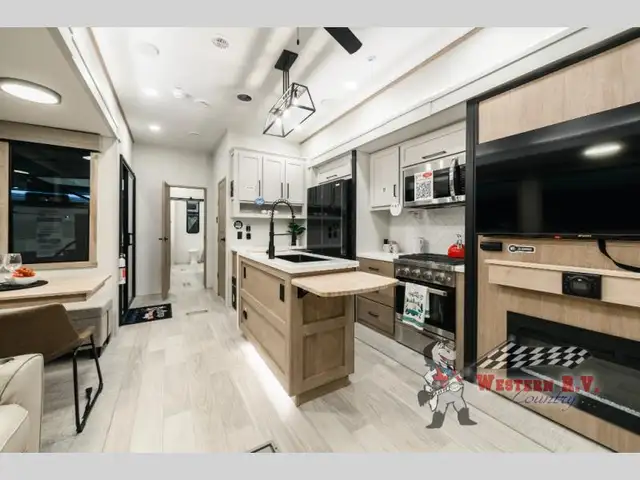 2026 Forest River RV Sandpiper Destination Trailers 389HBFL - Photo 12