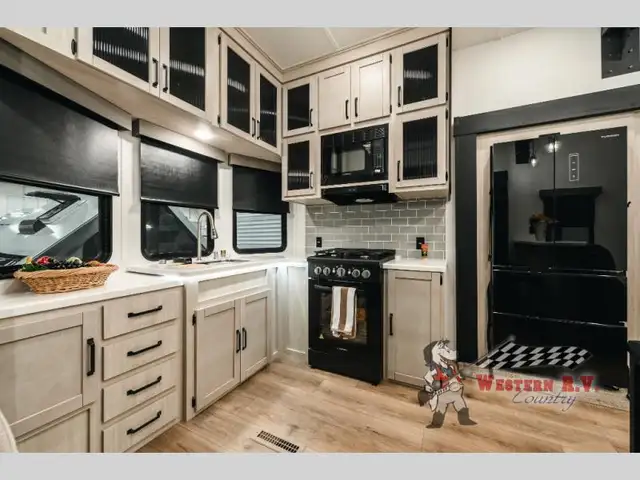 2026 Forest River RV Puma Vista 403LFT - Photo 13