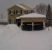 Family home with in-ground pool on quiet cul-de-sac. - Photo 4