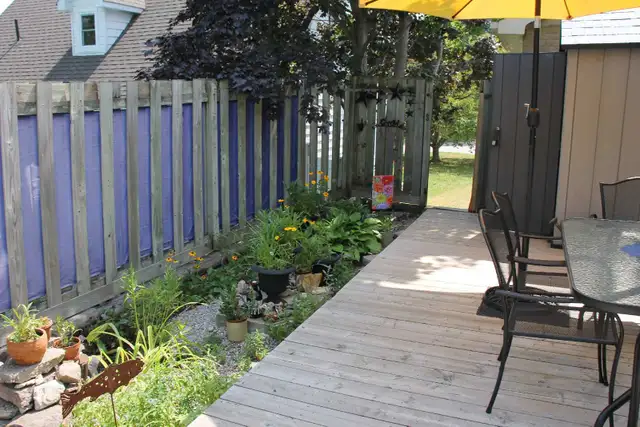 Family home with in-ground pool on quiet cul-de-sac. - Photo 5