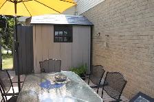 Family home with in-ground pool on quiet cul-de-sac. - Photo 6