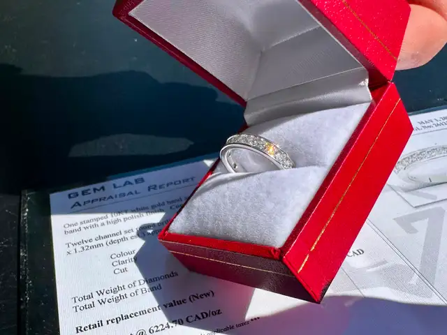 #793 - 14kt White Gold, 1.22 Carat Diamond Band, Size 5 - Photo 4