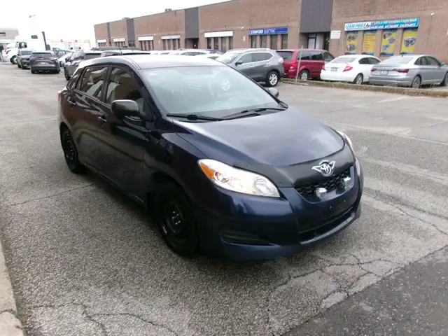 2013 Toyota Matrix CERTIFIED | AUTOMATIC | NO ACCIDENTS - Photo 3