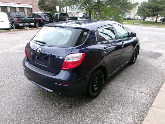 2013 Toyota Matrix CERTIFIED | AUTOMATIC | NO ACCIDENTS - Photo 4