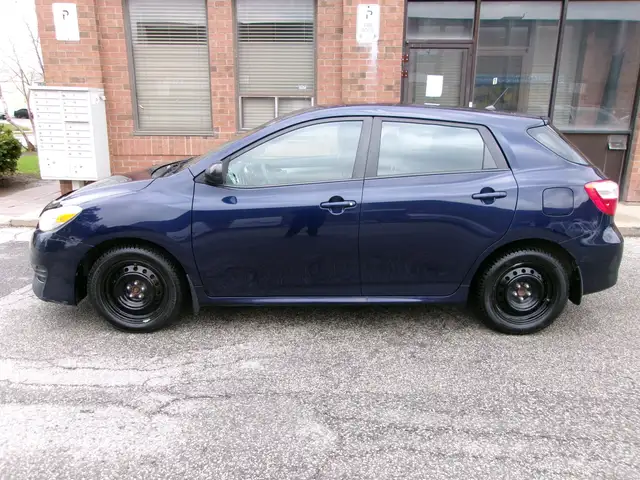 2013 Toyota Matrix CERTIFIED | AUTOMATIC | NO ACCIDENTS - Photo 7