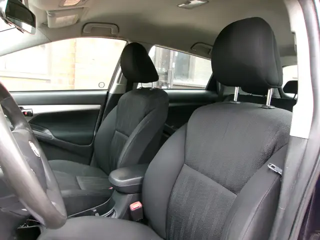 2013 Toyota Matrix CERTIFIED | AUTOMATIC | NO ACCIDENTS - Photo 9