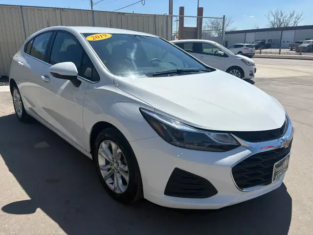 2019 CHEVROLET CRUZE LT - HEATED SEATS – BACK-UP CAMERA – A/C - Photo 7