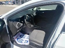 2019 CHEVROLET CRUZE LT - HEATED SEATS – BACK-UP CAMERA – A/C - Photo 10
