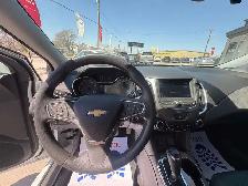 2019 CHEVROLET CRUZE LT - HEATED SEATS – BACK-UP CAMERA – A/C - Photo 11