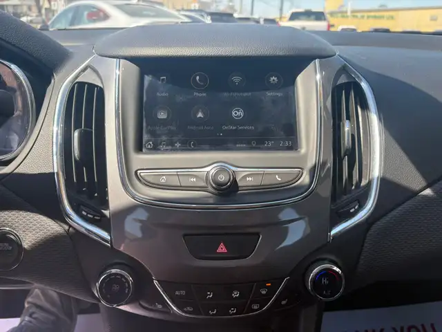 2019 CHEVROLET CRUZE LT - HEATED SEATS – BACK-UP CAMERA – A/C - Photo 12