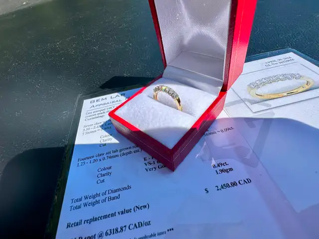 #806 - 14kt Yellow Gold, 1/2 Carat Diamond Band, Size 6 - Photo 3