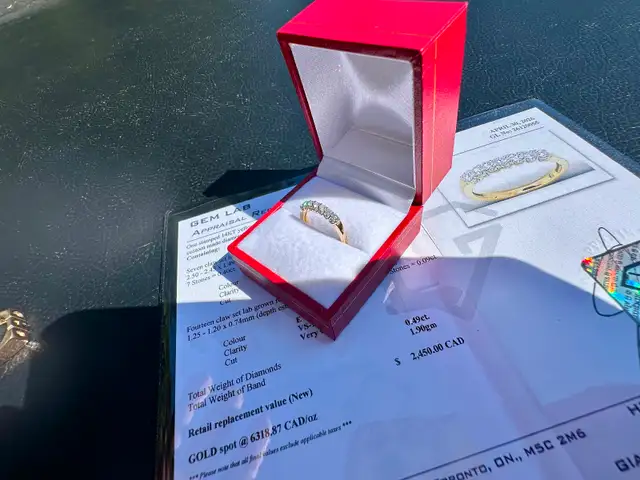 #806 - 14kt Yellow Gold, 1/2 Carat Diamond Band, Size 6 - Photo 5