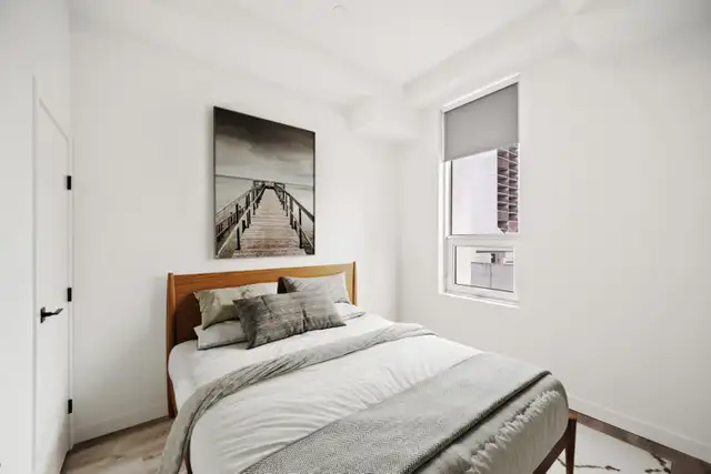BRAND NEW 1 Bedroom Apartment! Heart Of Downtown! - Photo 3