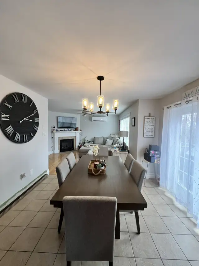 BROOKSIDE - BEAUTIFUL LAKEFRONT HOME AVAIL AUGUST 1ST - Photo 4