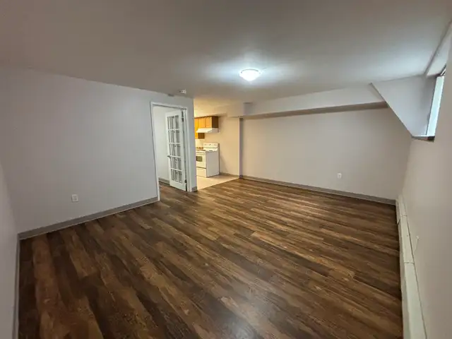 1 Bedroom apartment in a clean apartment building. - Photo 9