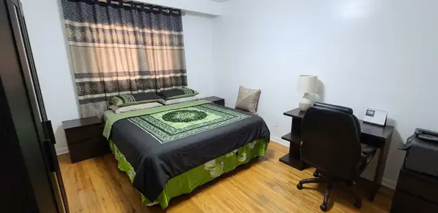 Main Floor Full Unit Near STC ALL INCL With 1 Parking, $550 Sale - Photo 11