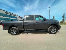 2015 Dodge Ram 1500 Sport 5.7L HEMI V8 8-Speed 4x4 crew-cab - Photo 4