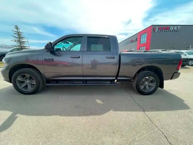 2015 Dodge Ram 1500 Sport 5.7L HEMI V8 8-Speed 4x4 crew-cab - Photo 5