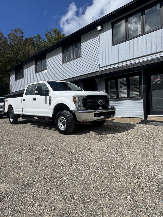 2019 Ford Super Duty F-350 SRW CREW CAB 8 FT CERTIFIED