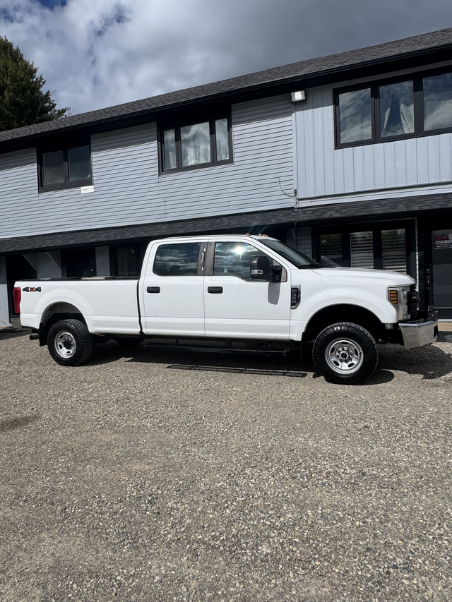 2019 Ford Super Duty F-350 SRW CREW CAB 8 FT CERTIFIED - Photo 2
