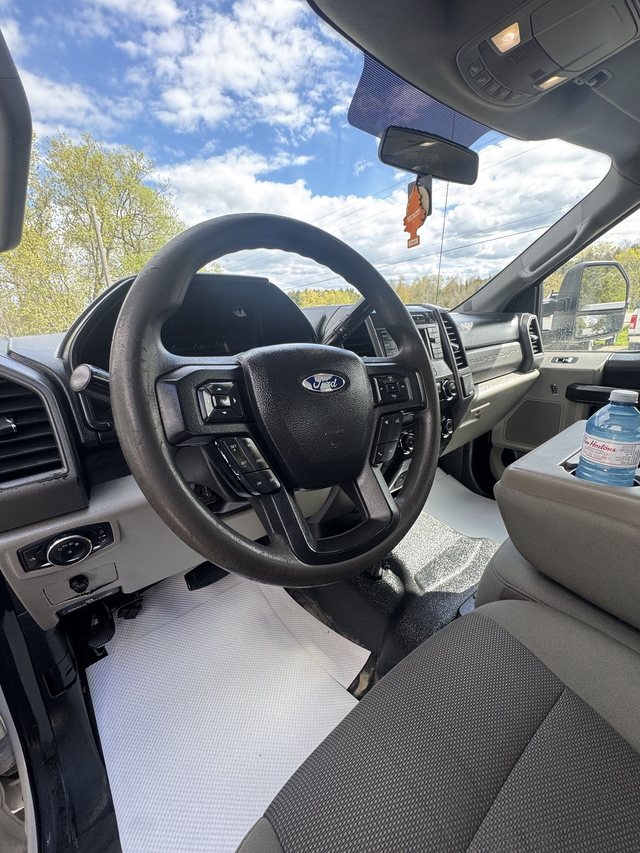 2019 Ford Super Duty F-350 SRW CREW CAB 8 FT CERTIFIED - Photo 12