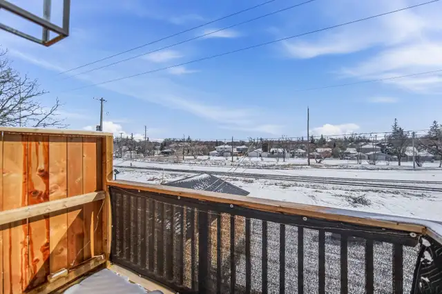LUXURY 2 Bedroom Townhouse! Move In Ready! - Photo 5