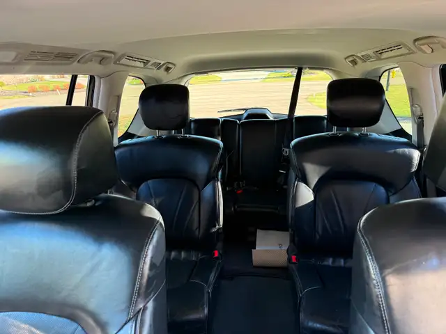 2016 Infiniti QX80 - Photo 4