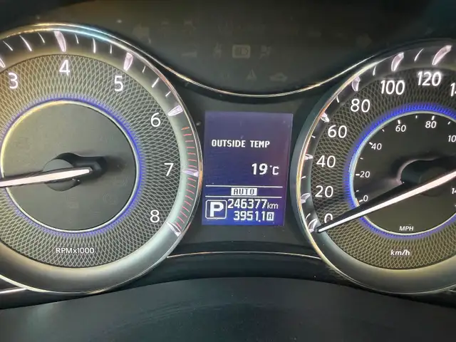 2016 Infiniti QX80 - Photo 6
