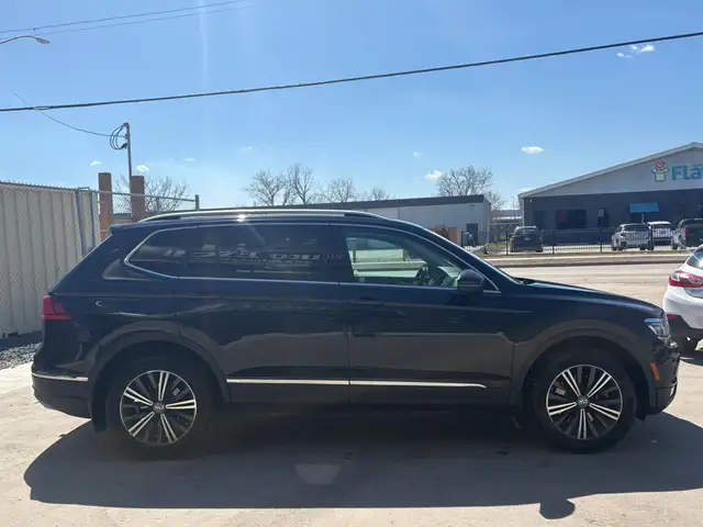 2018 VOLKSWAGEN TIGUAN HIGHLINE - SUNROOF - LEATHER SEATS - NAV - Photo 6