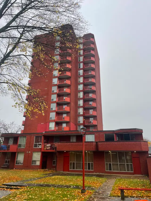70 East St