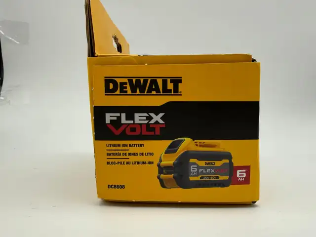 BNIB DEWALT DCB606 20V/60V MAX FLEXVOLT 6.0 AH Battery $169 - Photo 4