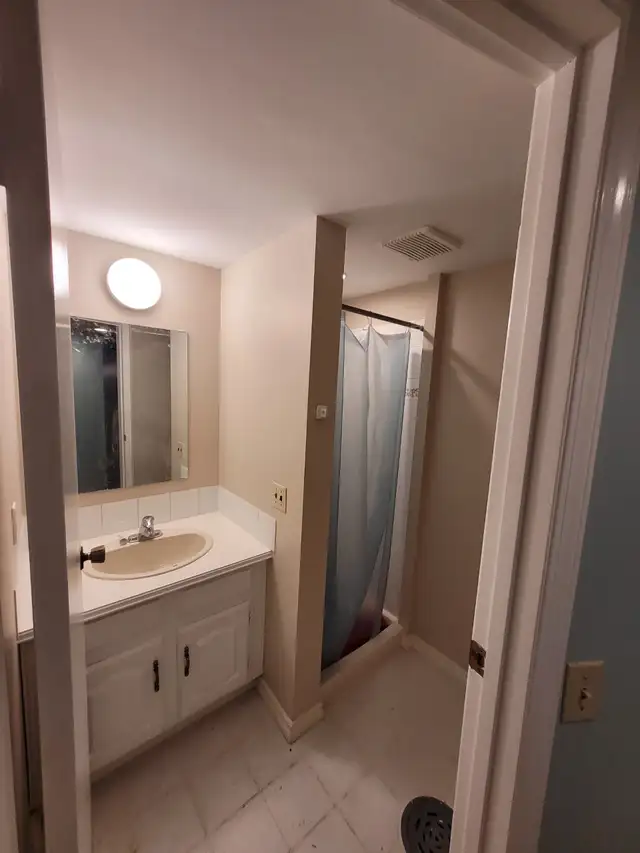 Available Immediately, two bedroom basement suite - Photo 10