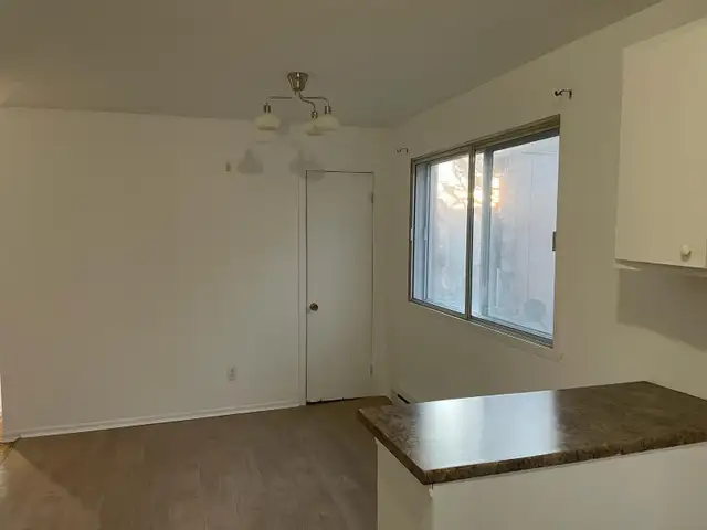 Grand 4 1/2 à loyer (Montréal-Nord). Eau chaude incl. - Photo 7